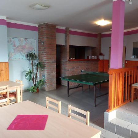 Penzion & Ubytovani Chrast  Extérieur photo