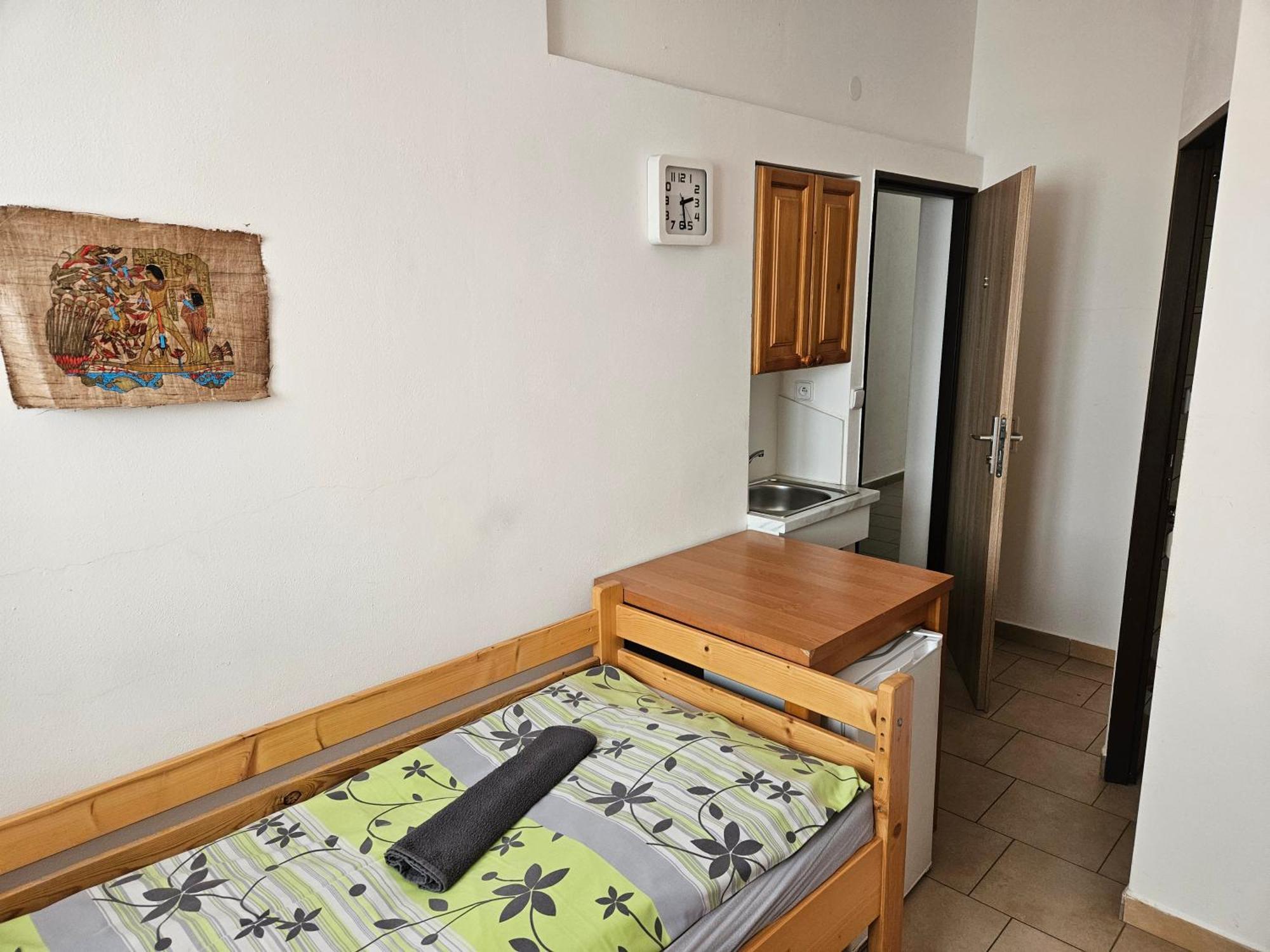 Penzion & Ubytovani Chrast  Extérieur photo